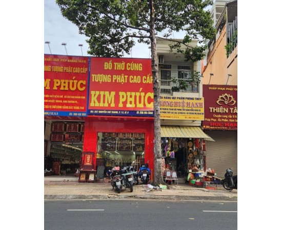 Cho thuê Nhà mặt tiền : 137 Nguyễn Chí Thanh, Quận 5. Giá thuê : 39 triệu/tháng