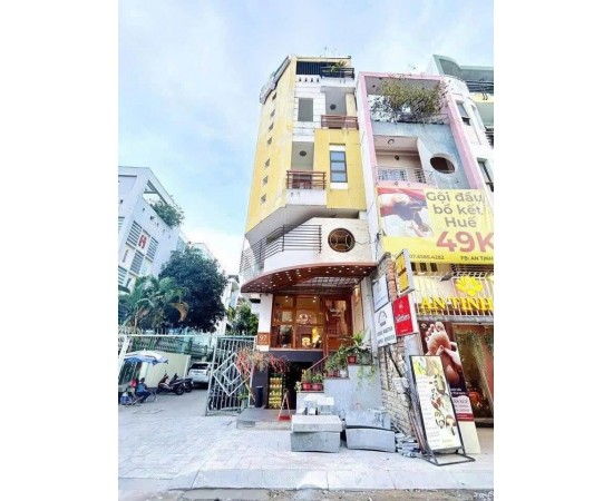 Cho thuê Nhà Góc 2 mặt tiền : 97 Đặng Dung, Phường Tân Định, Quận 1. Giá thuê : 4.500 usd/tháng