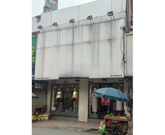 Cho thuê Nhà mặt tiền : 533-535 Cách Mạng Tháng 8, Quận 10. Giá thuê : 60 triệu/tháng