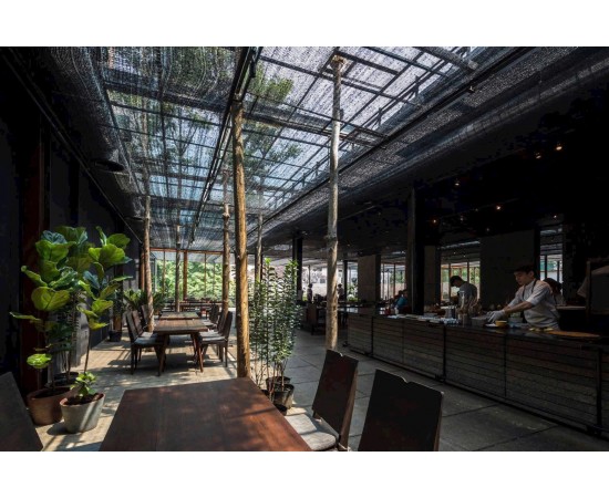 Cho thuê Biệt Thự : 48/1 Xuân Thủy, Thủ Đức. Giá thuê : 150 triệu/tháng