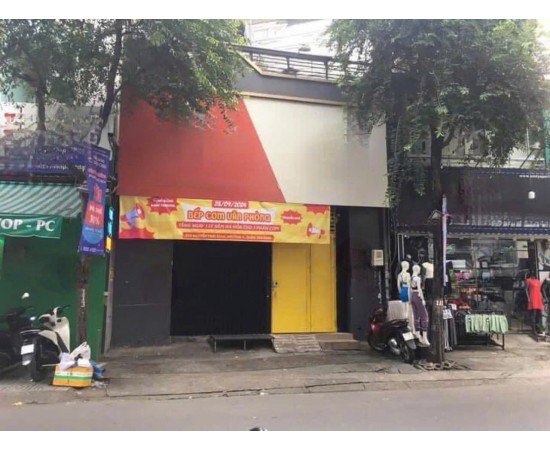 Cho thuê Nhà mặt tiền : 245 Nguyễn Thái Bình, Phường 4, Quận Tân Bình. Giá Thuê : 45 triệu/ tháng