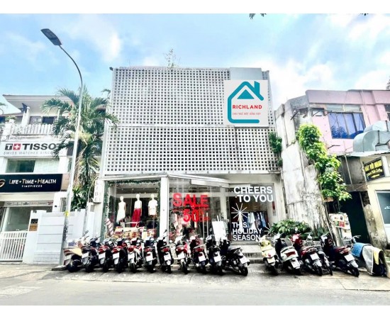 CHO THUÊ NHÀ MẶT TIỀN : 65 TÚ XƯƠNG, PHƯỜNG VÕ THỊ SÁU, QUẬN 3. GIÁ THUÊ : 6.500 USD/THÁNG