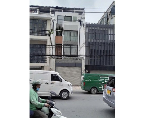 Cho thuê Nhà mặt tiền : 14 Đinh Bộ Lĩnh, Phường 24, Quận Bình Thạnh. Giá thuê : 45triệu/tháng