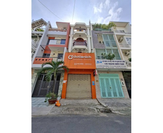 Cho Thuê Toà Nhà Mặt Tiền : 21 Hoa Hồng, Quận Phú Nhuận. Giá thuê : 32 triệu/tháng