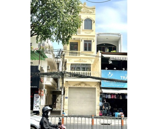 Cho thuê Nhà mặt tiền : 646 Quang Trung, Phường 11, Quận Gò Vấp. Giá thuê : 40 triệu/tháng