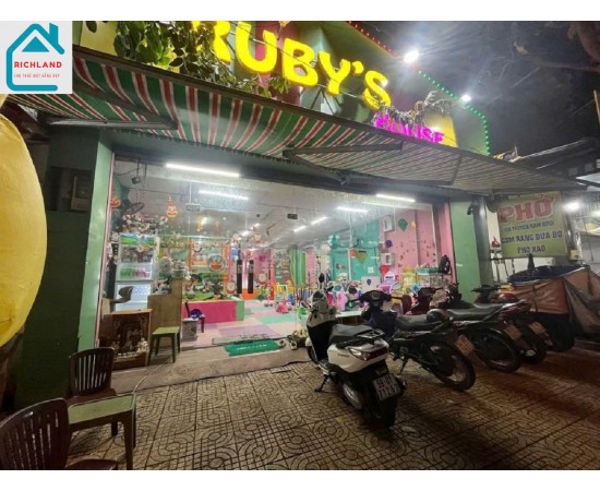 Cho thuê Nhà mặt tiền : 925 Phạm Văn Bạch, Phường 12, Quận Gò Vấp. Giá thuê : 30 triệu/tháng