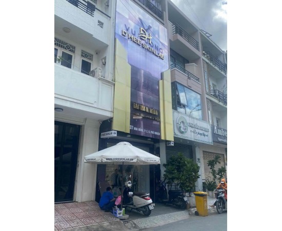 Cho thuê Nhà : 37 Hoa Hồng, Phường 2, Quận Phú Nhuận. Giá thuê : 45 triệu/tháng