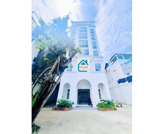 Cho Thuê Toà Nhà Mặt Tiền : 10 Hoàng Diệu, Phường 10, Quận Phú Nhuận, TPHCM. Giá cho thuê : 13.000 u