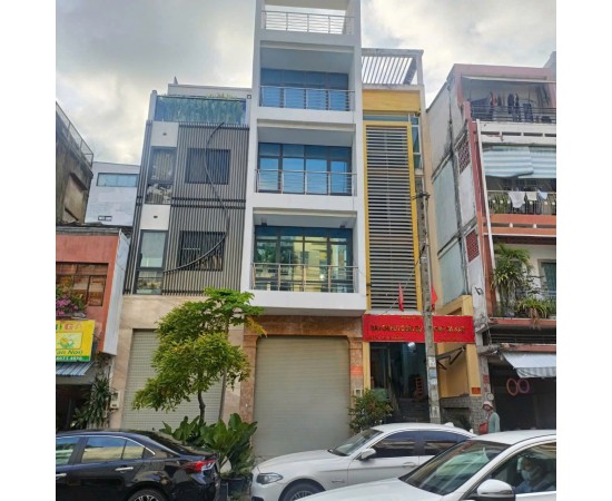 Cho thuê Nhà mặt tiền : 9 Nguyễn Văn Giai, Quận 1. Giá thuê : 65 triệu/tháng(có VAT)