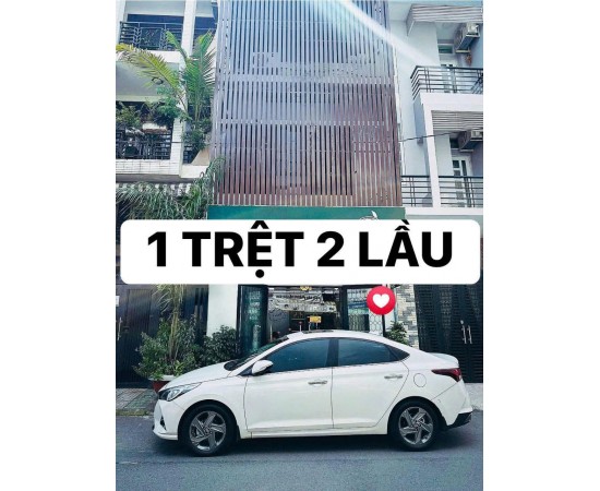 Cho thuê Nhà mặt tiền : 65 Trần Minh Quyền, Quận 10. Giá thuê : 35 triệu/tháng