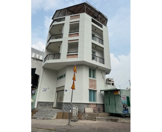 CHO THUÊ NHÀ GÓC 2 MẶT TIỀN : 227 PHẠM VĂN ĐỒNG, PHƯỜNG 1, QUẬN GÒ VẤP. GIÁ THUÊ : 18 TRIỆU/THÁNG