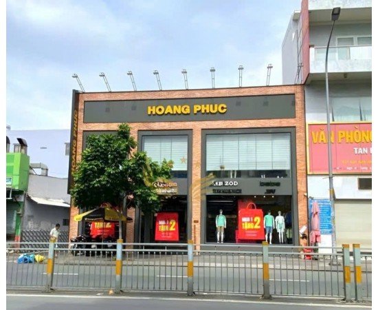 Cho thuê Nhà mặt tiền : 675 Lũy Bán Bích, Quận Tân Phú. Giá thuê : 120 triệu/tháng