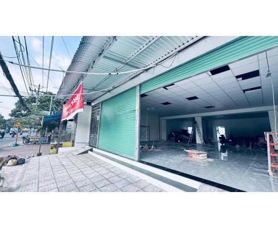 Cho thuê Nhà mặt tiền : 31 Nguyễn Văn Tăng, TP. Thủ Đức. Giá thuê : 40 triệu/tháng