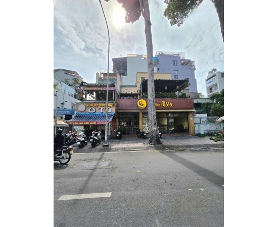 Cho thuê Nhà mặt tiền : 466 Nguyễn Tri Phương, Phường 9, Quận 10. Giá thuê : 110 triệu/tháng