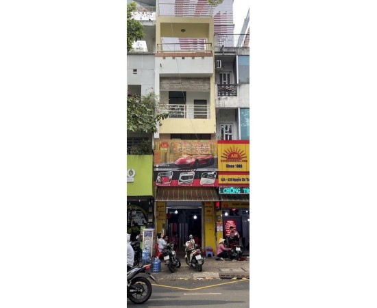 Cho thuê Nhà mặt tiền : 438 Nguyễn Chí Thanh, Phường 6, Quận 10. Giá thuê : 32 triệu/tháng