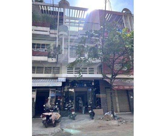 Cho thuê Nhà : 31 Đường số 2, Phường 8, Quận 11. Giá thuê : 39 triệu/tháng