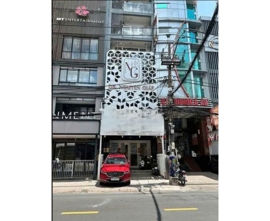 Cho thuê Nhà mặt tiền : 54 Trần Huy Liệu, Quận Phú Nhuận. Giá thuê : 120 triệu/tháng