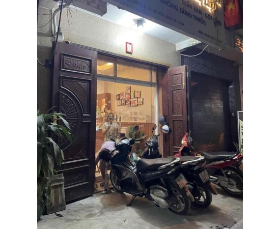 Cho thuê Nhà : 8 Bàu Cát 7, Phường 14, Quận Tân Bình. Giá thuê : 28 triệu/tháng