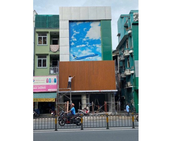 Cho thuê Nhà mặt tiền : 672–674 Lê Hồng Phong, Quận 10. Giá thuê : 120 triệu/tháng