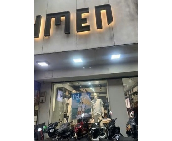 Cho thuê Nhà : 798 Cách Mạng Tháng 8, Phường 5, Quận Tân Bình. Giá thuê : 50 triệu/tháng