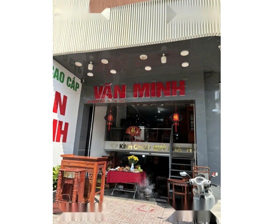 Cho thuê Nhà : 20 Cộng Hòa, Phường 4, Quận Tân Bình. Giá thuê : 140 triệu/tháng