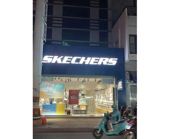 Cho thuê Nhà mặt tiền : 58 Bình Thới, Phường 11, Quận 11. Giá thuê : 66 triệu / tháng