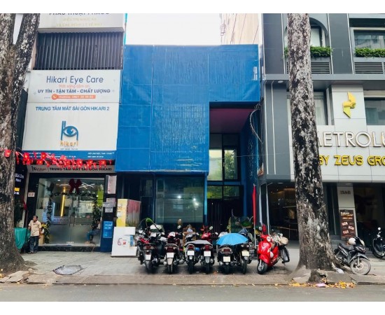 Cho thuê Nhà mặt tiền : 19 Bùi Thị Xuân, Phường Bến Thành, Quận 1. Giá thuê : 135 triệu / tháng (đã 