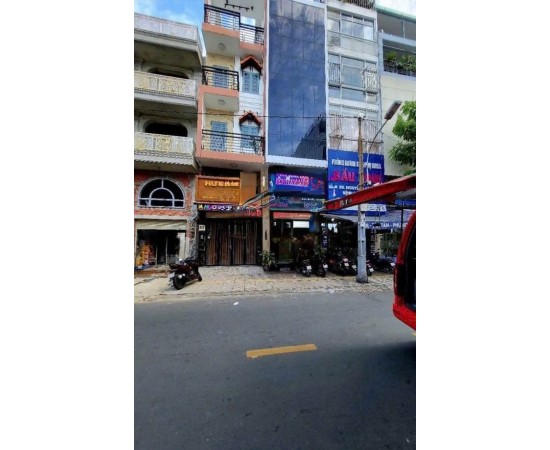 Cho thuê Nhà mặt tiền : 83 Phạm Hữu Chí, Phường 12, Quận 5. Giá thuê : 30 triệu/tháng