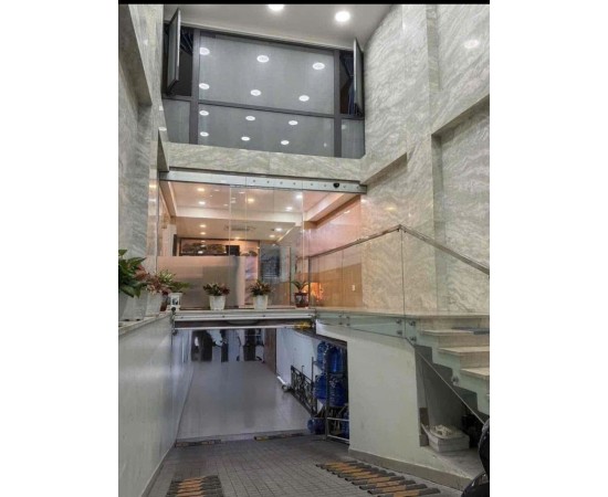 Cho thuê Nhà mặt tiền : 25 Hùng Vương, Quận 5. Giá thuê : 180 triệu/tháng