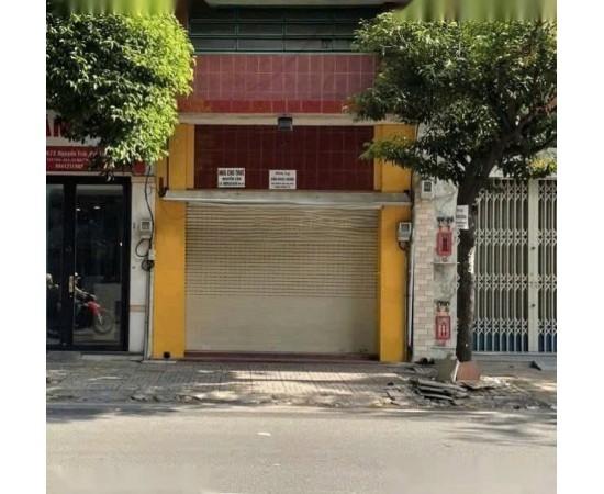 Cho thuê Nhà mặt tiền : 670 Nguyễn Trãi, Phường 11, Quận 5. Giá thuê : 22 triệu/tháng