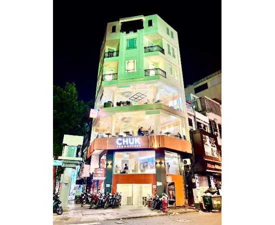 GÓC 2 MẶT TIỀN : 213 BA THÁNG HAI + TRẦN MINH QUYỀN, QUẬN 10. GIÁ THUÊ : 139 TRIỆU/THÁNG