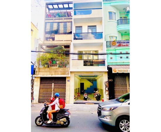 Cho thuê Nhà mặt tiền : 141 Hòa Hảo, Phường 8, Quận 10. Giá thuê : 32 triệu/tháng