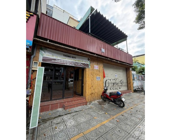 Cho thuê Nhà mặt tiền : 466 – 466B – 466C Nguyễn Tri Phương, Quận 10. Giá thuê : 135 triệu/tháng