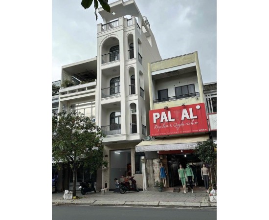 Cho thuê Nhà mặt tiền : 302 Hàn Hải Nguyên, Phường 10, Quận 11. Giá thuê : 32 triệu/tháng