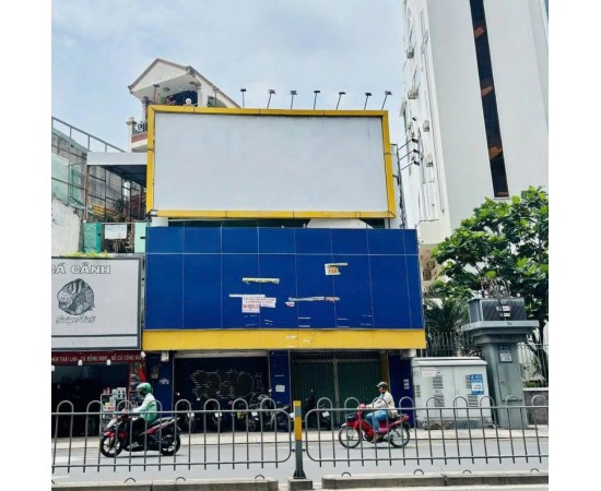 Cho thuê Nhà mặt tiền : 107 – 107A Phan Đăng Lưu, Quận Phú Nhuận. Giá thuê : 85 triệu/tháng