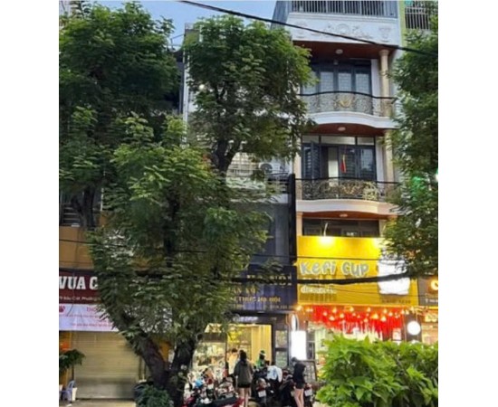 Cho thuê Nhà mặt tiền : 179–181 Bàu Cát, Phường 14, Quận Tân Bình. Giá thuê : 100 triệu/tháng