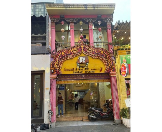 Cho thuê Nhà mặt tiền : 234 Bùi Viện, Quận 1. Giá thuê : 2.800 USD/tháng