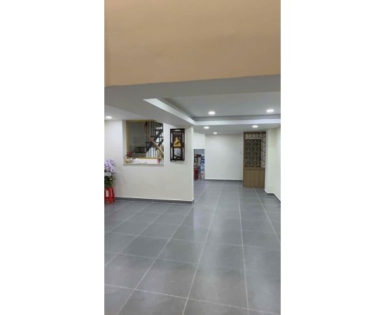 Cho thuê nhà mặt tiền 1061 Hoàng Sa, P.11, Q.3. Giá thuê: 24 triệu/tháng