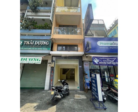 Cho thuê nhà mặt tiền 398 Nguyễn Tri Phương, P.4, Q.10. Giá thuê: 32 triệu/tháng