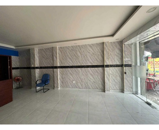 Cho thuê nhà mặt tiền 572 Điện Biên Phủ, P.11, Q.10. Giá thuê: 30 triệu/tháng