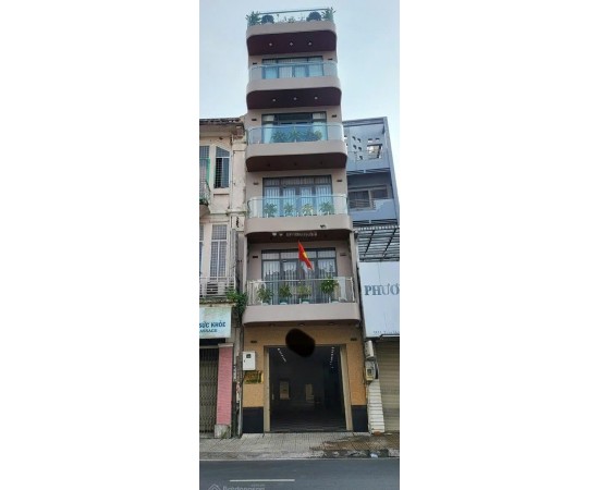 Cho Thuê Mặt Bằng : 355 Trần Hưng Đạo, Quận 5. Giá thuê : 180 triệu/tháng