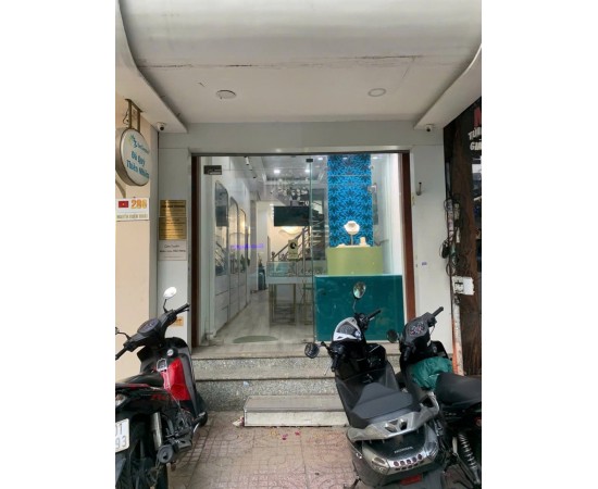 Cho Thuê Nhà : 284 Nguyễn Thiện Thuật, Quận 3. Giá thuê : 40 triệu/tháng