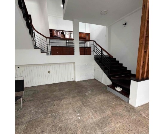 Cho Thuê Nhà : 27B Hoa Sứ, Phường 7, Quận Phú Nhuận. Giá thuê : 32 triệu/tháng