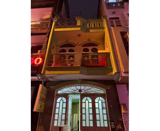 Cho thuê Nhà mặt tiền : 58 Hoa Hồng, Phường 2, Quận Phú Nhuận. Giá Thuê : 35 triệu/tháng