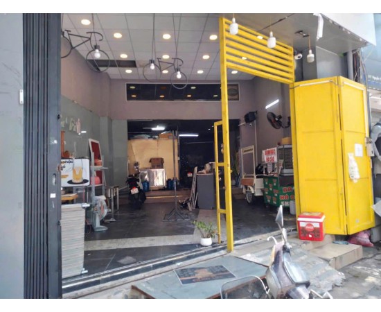 Cho thuê Nhà mặt tiền : 245 Nguyễn Thái Bình, Phường 4, Quận Tân Bình. Giá thuê : 45 triệu/tháng