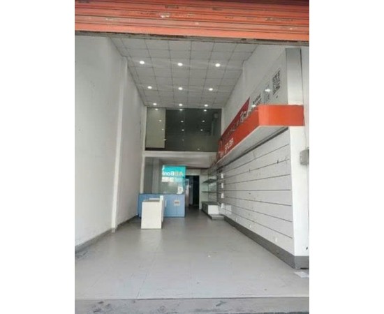 Cho thuê nhà mặt tiền 549 Hoàng Văn Thụ, P.4, Q. Tân Bình. Giá thuê: 45 triệu/tháng