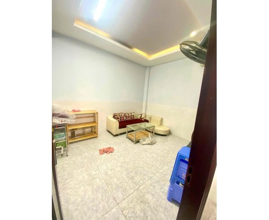 Cho thuê tòa nhà – 9 Nguyễn Văn Lạc, P.19, Q.Bình Thạnh. Giá thuê: 130 triệu/tháng