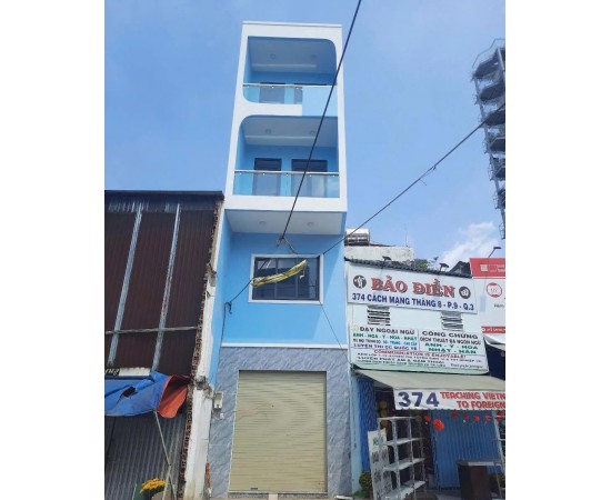 Cho thuê nhà mặt tiền – 374B Cách Mạng Tháng 8, P.9, Q.3. Giá thuê: 33 triệu/tháng