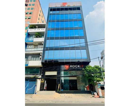 Cho thuê tòa nhà mặt tiền – 24–24A Đinh Bộ Lĩnh, Q.Bình Thạnh. Giá thuê: 250 triệu/tháng