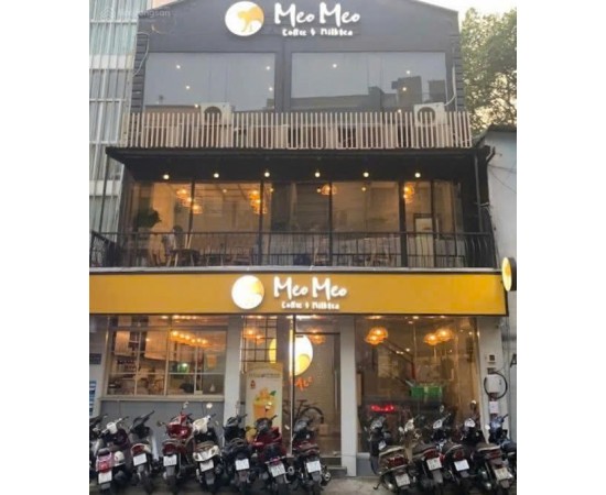 Cho thuê Nhà mặt tiền : 261 Nguyễn Biểu, Phường 2, Quận 5. Giá thuê : 60 triệu/tháng